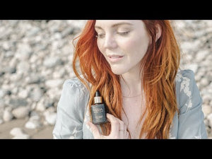 
            
                Load and play video in Gallery viewer, Algae + Moringa® Universal Face Oil
            
        